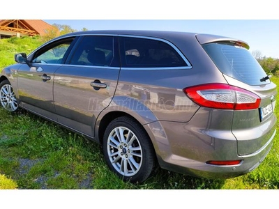 FORD MONDEO 2.0 TDCi Titanium-Luxury Powershift