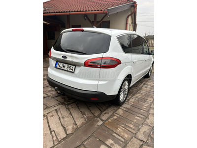 FORD S-MAX 2.0 TDCi Titanium