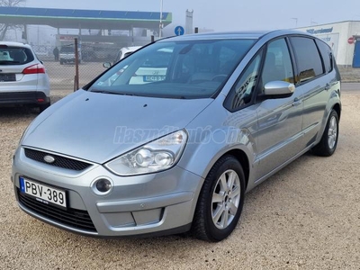 FORD S-MAX 2.0 TDCi Titanium TEMPOMAT. DUPLA DIGIT KLÍMA. 2 X RADAR. NAGY ÜVEGTETŐ. 4 X EL.ABLAK