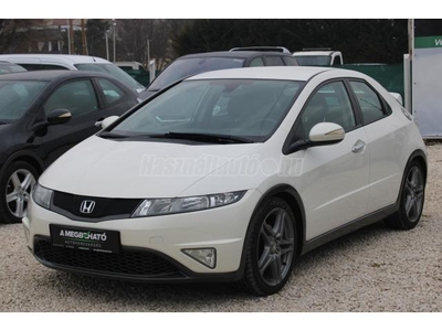 HONDA CIVIC 1.8 Sport Gyöngyházfehér. Frissen szervizelt