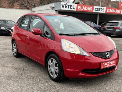 HONDA JAZZ 1.4 S Automata Digitklíma Multikormány 2 gyári kulcs 102e km!