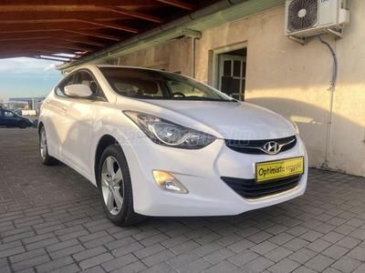 HYUNDAI ELANTRA 1.6i Life