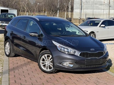 KIA CEE'D SW 1.6 GDI Limitált Navi.Kamera .Tempomat