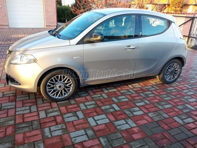 LANCIA YPSILON 0.9 TwinAir Gold