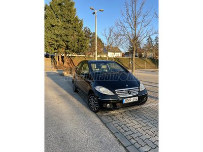 MERCEDES-BENZ A 160 CDI Elegance