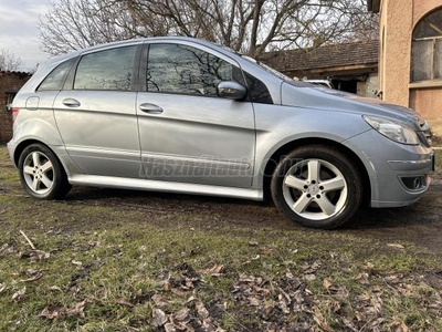 MERCEDES-BENZ B 180 CDI Autotronic