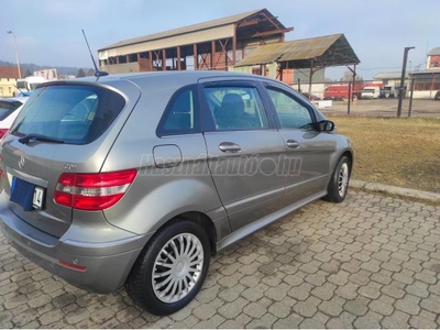 MERCEDES-BENZ B 200 CDI Autotronic