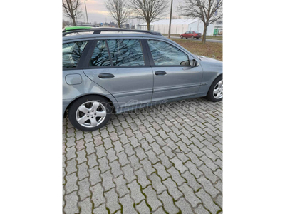 MERCEDES-BENZ C 200 T CDI Avantgarde (Automata)