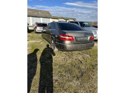 MERCEDES-BENZ E 220 CDI BlueEFFICIENCY Avantgarde (Automata)