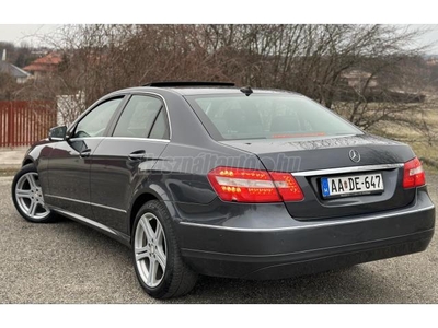 MERCEDES-BENZ E 220 CDI BlueEFFICIENCY Elegance