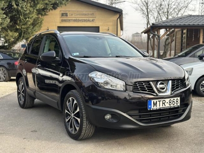 NISSAN QASHQAI 1.5 dCi i-Way FOGLALÓZVA!Panoráma üvegtető/Tolatókamera/Kihangosító/Vezetett szervizkönyv!