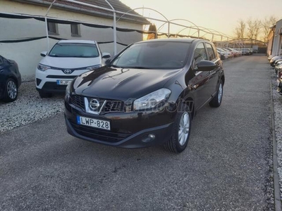 NISSAN QASHQAI 2.0 Tekna 4WD 2012-es model !Magyarországi!