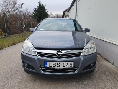 OPEL ASTRA H 1.9 CDTI Cosmo Magyarországi! Rendszeresen szervizelt és dokumentált!