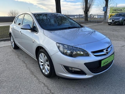 OPEL ASTRA J 1.4 T Active SZERVIZKÖNYV