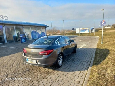 OPEL ASTRA J Sedan 1.6 T Start-Stop Cosmo