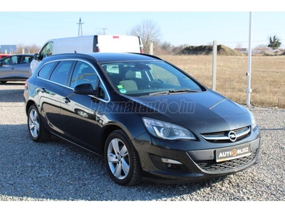 OPEL ASTRA J Sports Tourer 1.6 T Cosmo ÜLÉSFŰTÉS. KORMÁNYFŰTÉS. TEMPOMAT