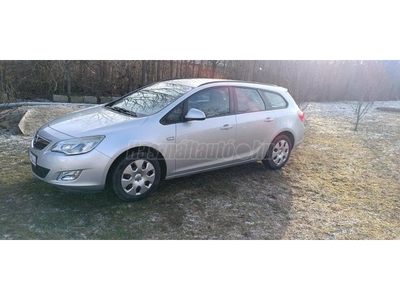 OPEL ASTRA J Sports Tourer 1.7 CDTI Enjoy