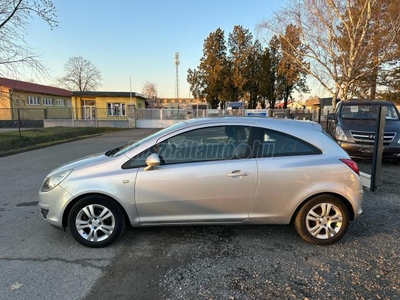 OPEL CORSA D 1.4 Enjoy KORMÁNYFŰTÉS . ÜLÉSFŰTÉS. FRISS NAGYSZERVIZ