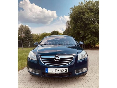 OPEL INSIGNIA 1.6 T Cosmo