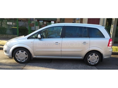 OPEL ZAFIRA B Style