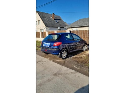 PEUGEOT 206 1.1 Profil