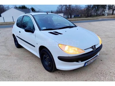 PEUGEOT 206 1.4 HDi Presence Klima. Allesio alufelni