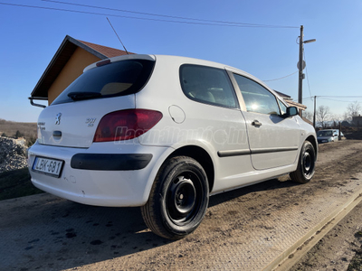 PEUGEOT 307 2.0 HDi Riviera