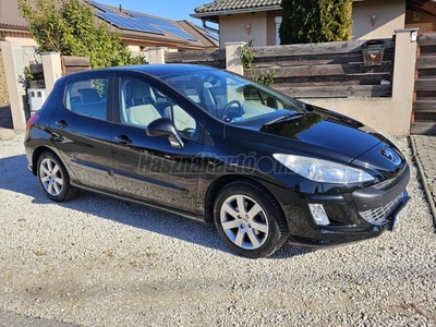 PEUGEOT 308 1.4 VTi Premium