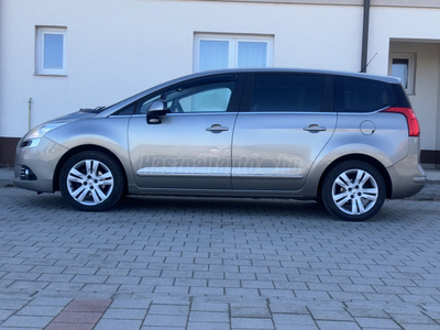 PEUGEOT 5008 1.6 HDi Premium új kuplung- nyári-téli kerék szett-kormány váltó-2 zónás digitális klíma