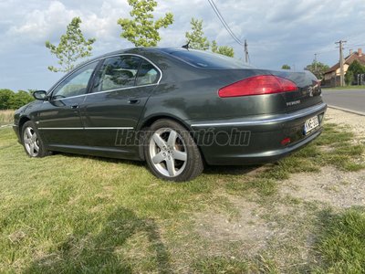 PEUGEOT 607 2.7 V6 HDi Executive Titane Tiptronic