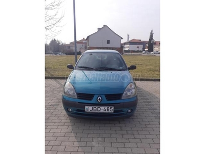 RENAULT CLIO 1.4 16V Azure