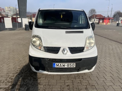 RENAULT TRAFIC 2.0 dCi L1H1P1 Passenger 9 SZEMÉLYES.KLÍMA.6 SEBESSÉGES