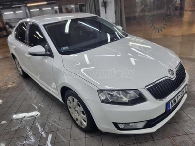 SKODA OCTAVIA 1.6 CR TDI Ambition