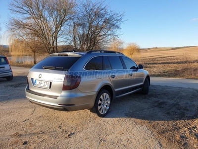 SKODA SUPERB Combi 2.0 CR TDI Elegance DSG