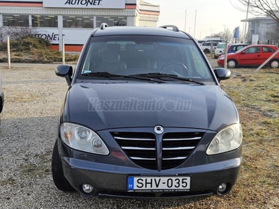 SSANGYONG RODIUS 2.7 270 Xdi Plus 7személyes.Magánszemélytől.Automata