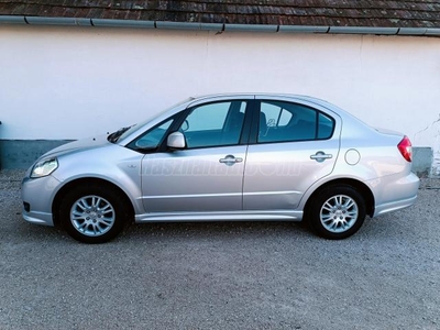 SUZUKI SX4 Sedan 1.6 GS EU5 Vezetett szervizkönyv! 77555 km! Friss műszaki vizsga!