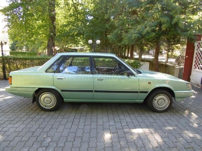 TOYOTA CAMRY GLI Sedan