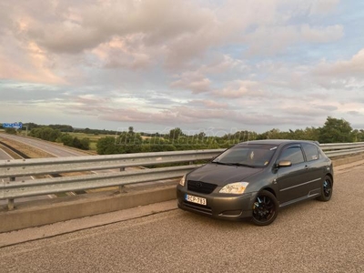 TOYOTA COROLLA 1.6 Sport