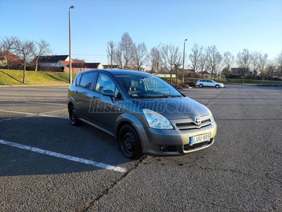 TOYOTA COROLLA VERSO 2.2 D-4D Luna