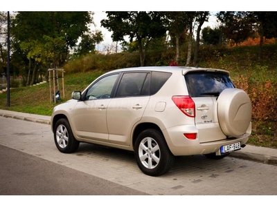 TOYOTA RAV 4 Rav4 2.0 4x4 Sol Plus (Automata)