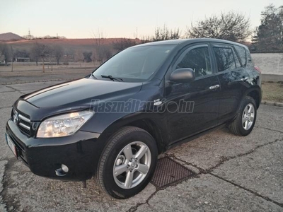 TOYOTA RAV 4 Rav4 2.2 D-4D 4x4