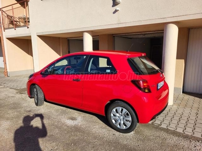 TOYOTA YARIS 1.0 Active