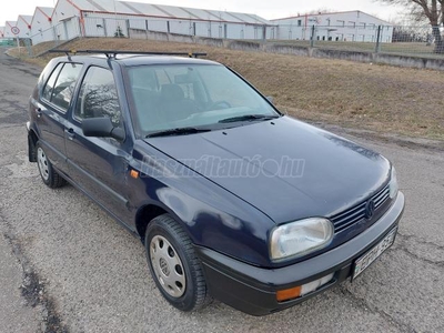 VOLKSWAGEN GOLF III 1.4 GL