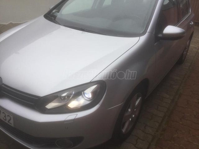 VOLKSWAGEN GOLF VI 1.6 TDi Comfortline DSG