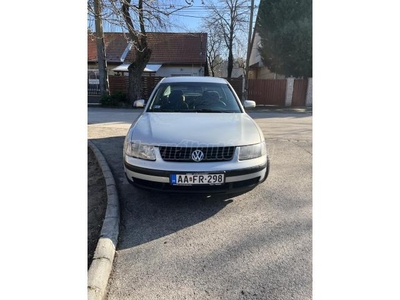 VOLKSWAGEN PASSAT V 1.9 TDI Trendline (Automata)