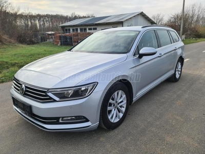 VOLKSWAGEN PASSAT VIII Variant 2.0 TDI BMT Comfortline 3xdigitklima.Ülésfütés. Full VW sz.könyv