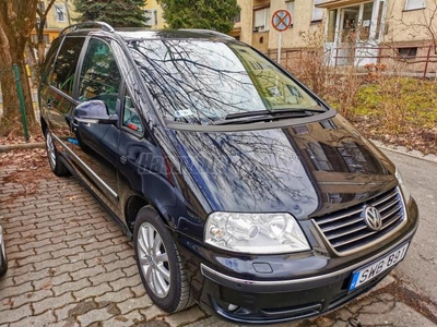 VOLKSWAGEN SHARAN 1.9 PD TDI Highline