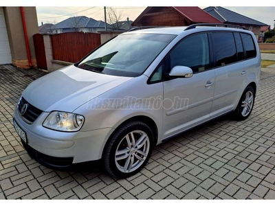 VOLKSWAGEN TOURAN 1.9 PD TDi FRISS SZERVIZ! 2. HÖLGY TULAJDONOS! GARANTÁLT KM!