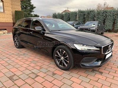 VOLVO V60 2.0 [T4] R-Design Geartronic 45 E KM+S.MENTES+SZ.KÖNYV!!