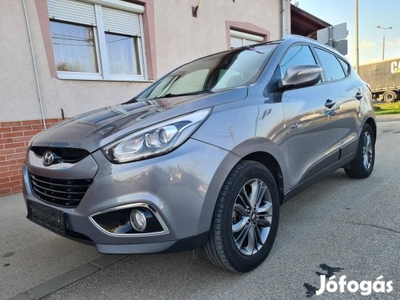 Hyundai IX 35 ix35 1.7 CRDi Premium Sérmentes....